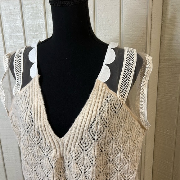 Maeve Anthropologie Scalloped Knit Vest, one size. - Picture 5 of 8